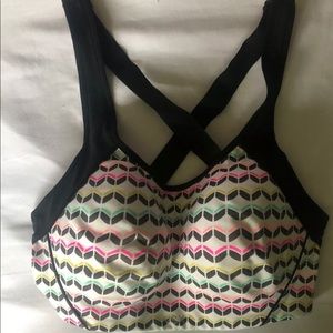 Victoria’s Secret sports bra 32D